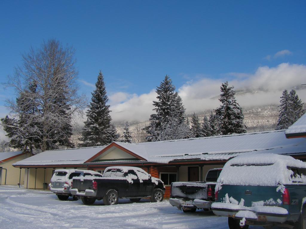 Bell Mountain Motel Mcbride Exterior photo