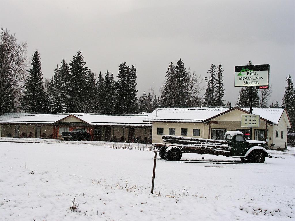 Bell Mountain Motel Mcbride Exterior photo