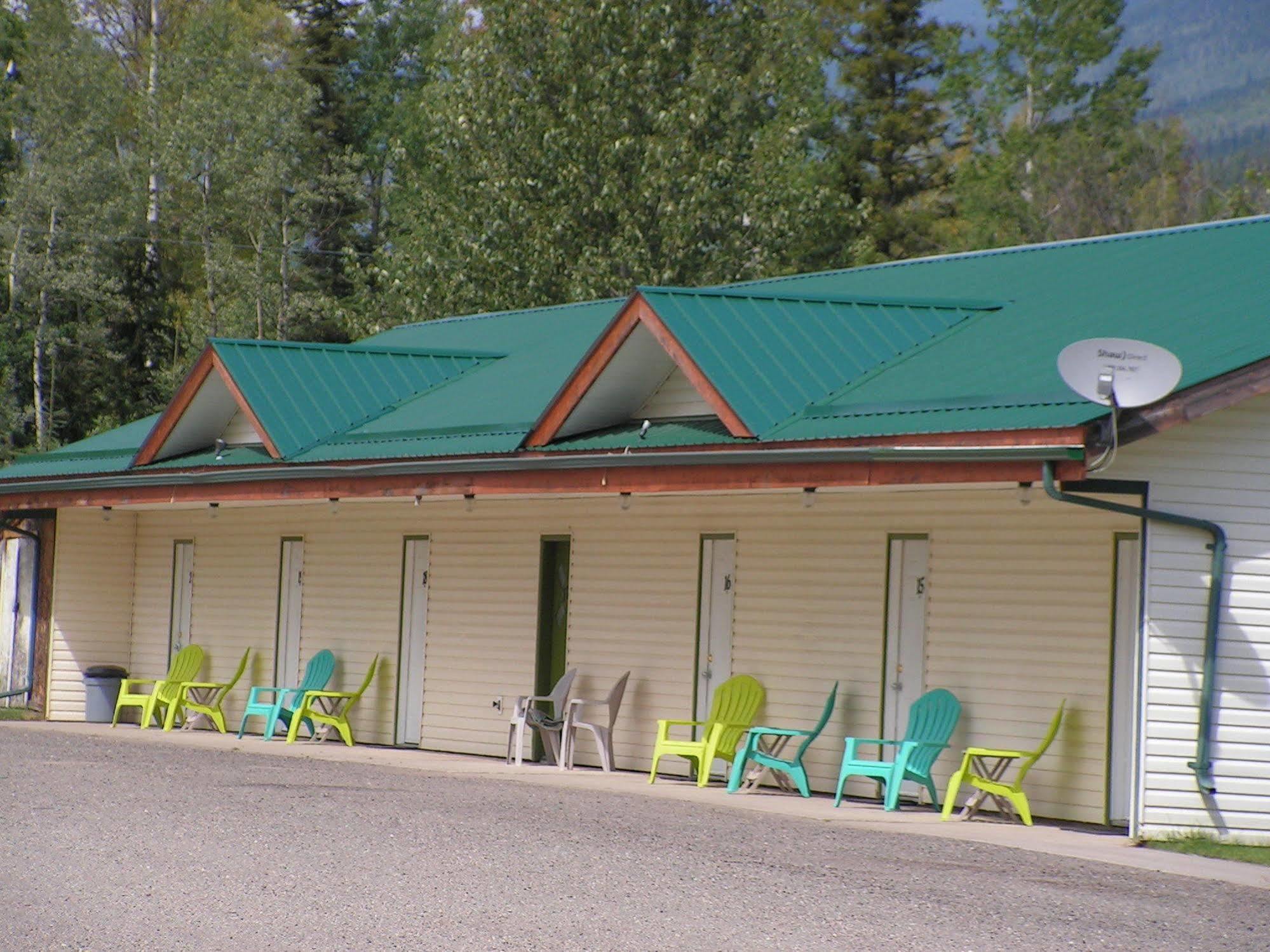 Bell Mountain Motel Mcbride Exterior photo